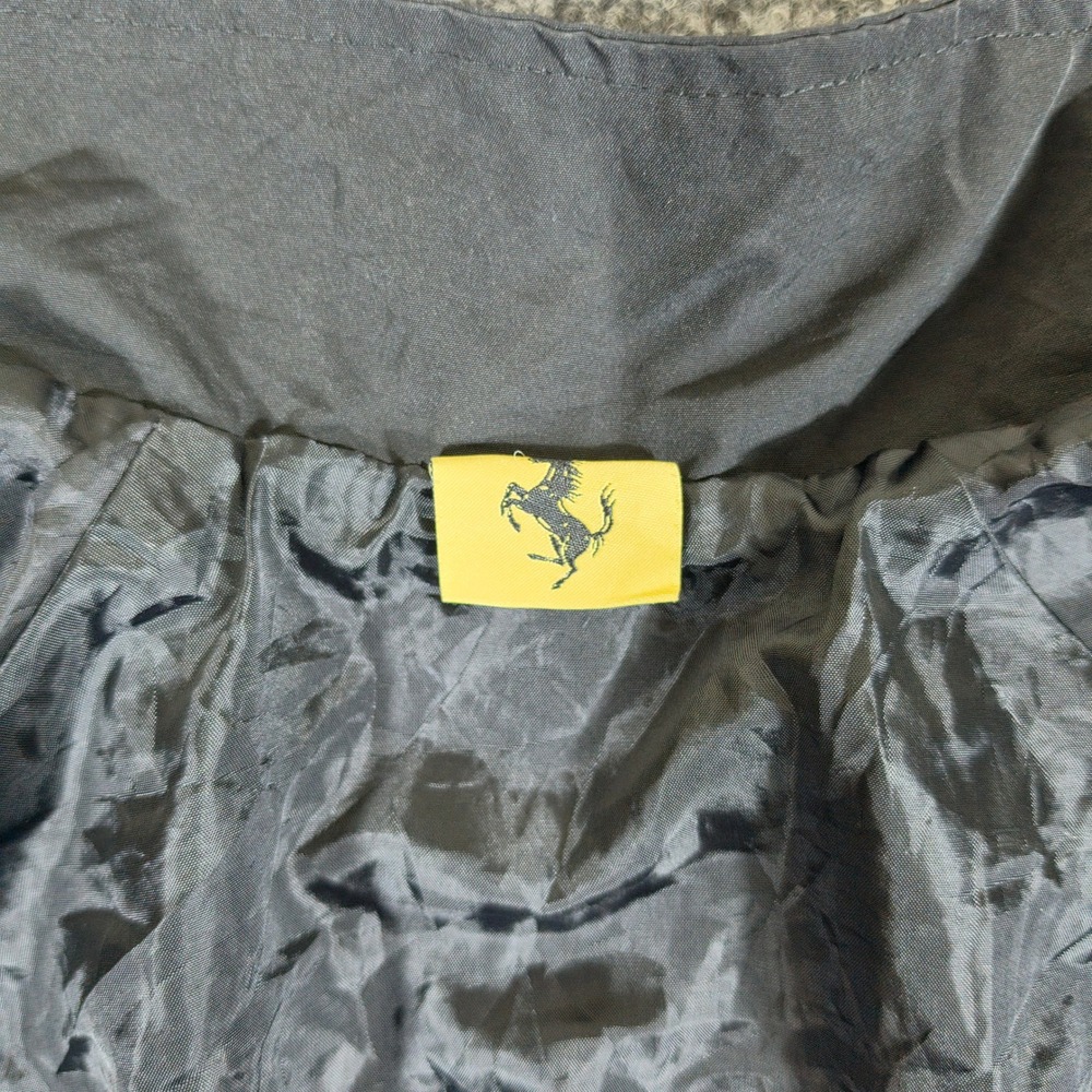 Umavailable - Picture 4 of 6